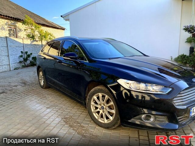 Чорний Форд Мондео, об'ємом двигуна 2 л та пробігом 282 тис. км за 8700 $, фото 1 на Automoto.ua