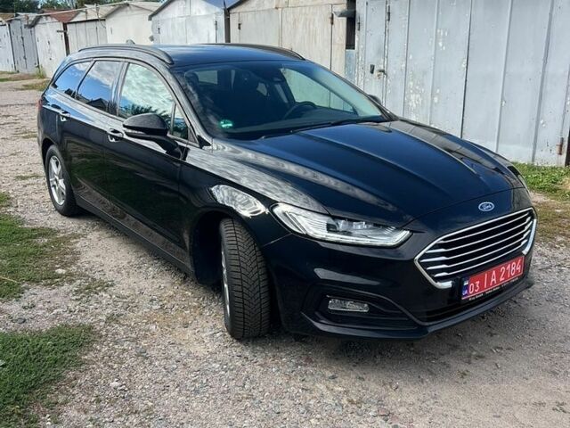 Чорний Форд Мондео, об'ємом двигуна 2 л та пробігом 180 тис. км за 15400 $, фото 1 на Automoto.ua