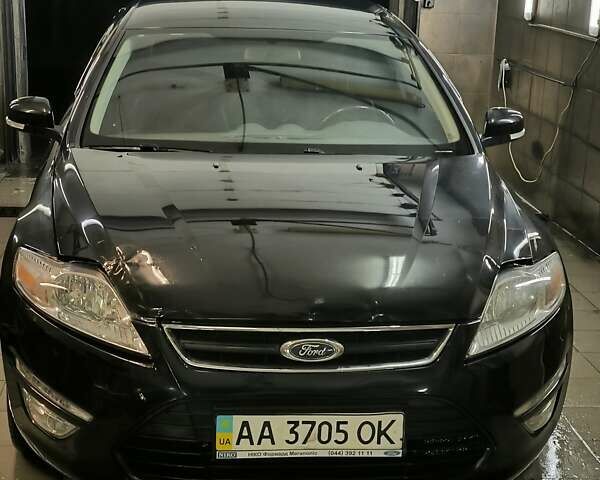 Чорний Форд Мондео, об'ємом двигуна 2 л та пробігом 185 тис. км за 8999 $, фото 1 на Automoto.ua
