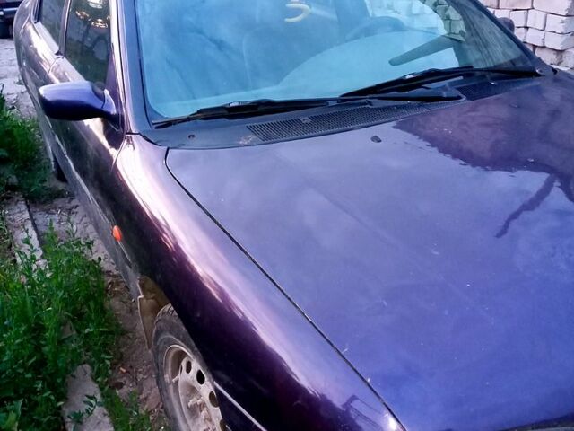 Фиолетовый Форд Мондео, объемом двигателя 1.6 л и пробегом 440 тыс. км за 1000 $, фото 1 на Automoto.ua