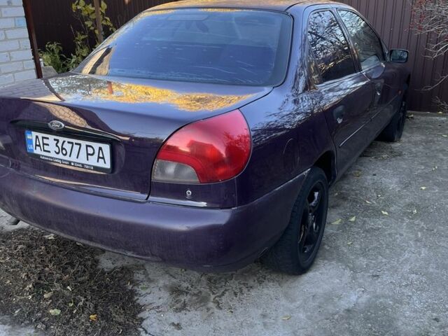 Фіолетовий Форд Мондео, об'ємом двигуна 1.6 л та пробігом 350 тис. км за 1000 $, фото 1 на Automoto.ua