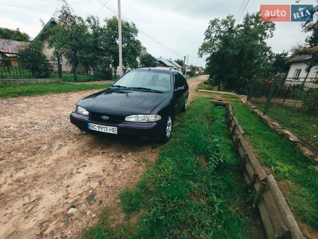 Фіолетовий Форд Мондео, об'ємом двигуна 1.75 л та пробігом 310 тис. км за 2100 $, фото 1 на Automoto.ua