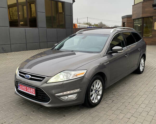 Коричневый Форд Мондео, объемом двигателя 2 л и пробегом 244 тыс. км за 7400 $, фото 1 на Automoto.ua