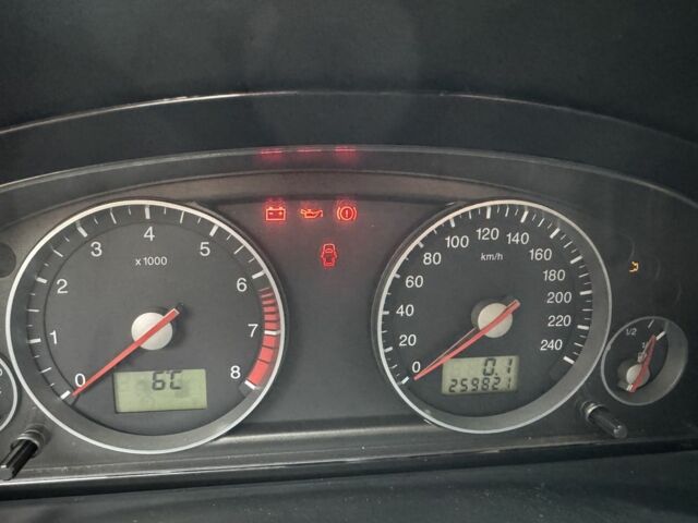 Коричневий Форд Мондео, об'ємом двигуна 1.8 л та пробігом 259 тис. км за 1600 $, фото 1 на Automoto.ua