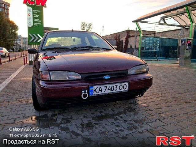 Красный Форд Мондео, объемом двигателя 1.8 л и пробегом 427 тыс. км за 2200 $, фото 1 на Automoto.ua