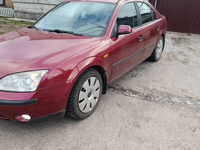 Красный Форд Мондео, объемом двигателя 1.8 л и пробегом 1 тыс. км за 1750 $, фото 1 на Automoto.ua