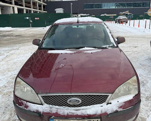 Червоний Форд Мондео, об'ємом двигуна 2 л та пробігом 308 тис. км за 3500 $, фото 1 на Automoto.ua