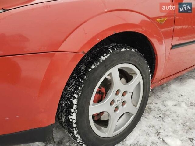 Красный Форд Мондео, объемом двигателя 1.99 л и пробегом 308 тыс. км за 3800 $, фото 1 на Automoto.ua