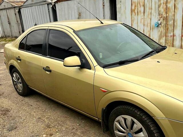 Форд Мондео, объемом двигателя 1.8 л и пробегом 241 тыс. км за 3699 $, фото 1 на Automoto.ua