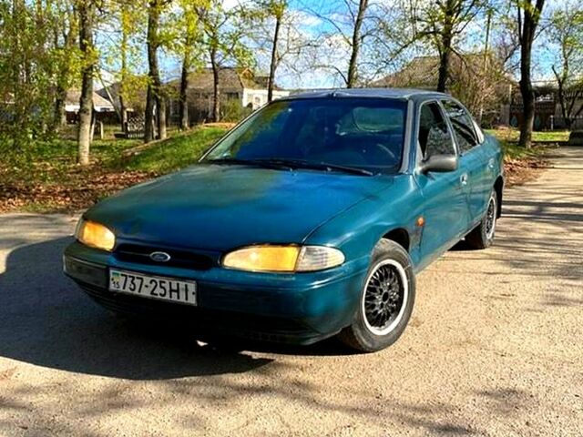 Форд Мондео, объемом двигателя 2 л и пробегом 258 тыс. км за 1000 $, фото 1 на Automoto.ua