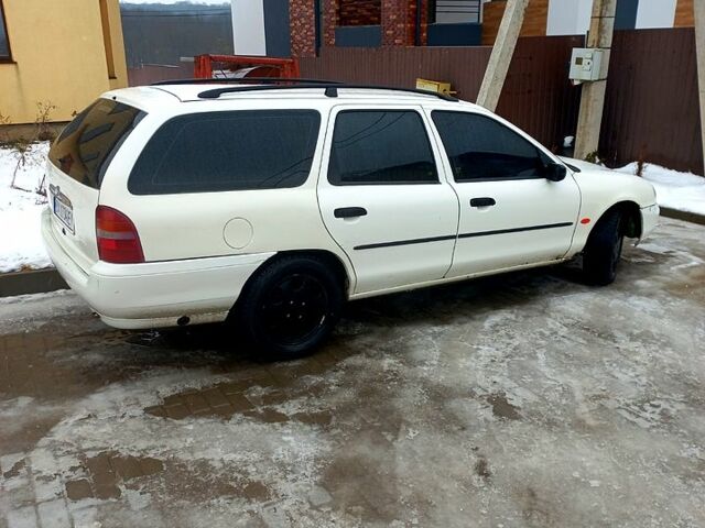 Форд Мондео, объемом двигателя 1.8 л и пробегом 409 тыс. км за 1700 $, фото 1 на Automoto.ua