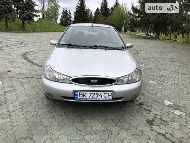 Форд Мондео, объемом двигателя 1.8 л и пробегом 270 тыс. км за 3700 $, фото 1 на Automoto.ua