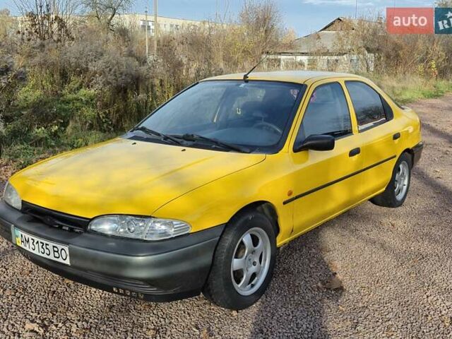 Жовтий Форд Мондео, об'ємом двигуна 2 л та пробігом 1 тис. км за 1700 $, фото 1 на Automoto.ua