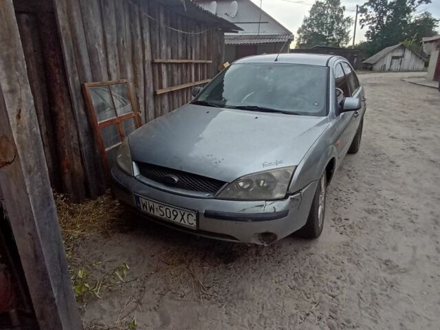 Сірий Форд Мондео, об'ємом двигуна 2 л та пробігом 240 тис. км за 653 $, фото 1 на Automoto.ua