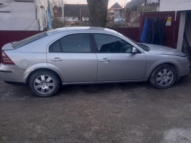 Сірий Форд Мондео, об'ємом двигуна 0 л та пробігом 280 тис. км за 1100 $, фото 1 на Automoto.ua