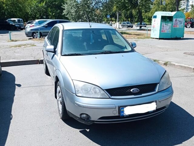 Сірий Форд Мондео, об'ємом двигуна 0 л та пробігом 210 тис. км за 4027 $, фото 1 на Automoto.ua