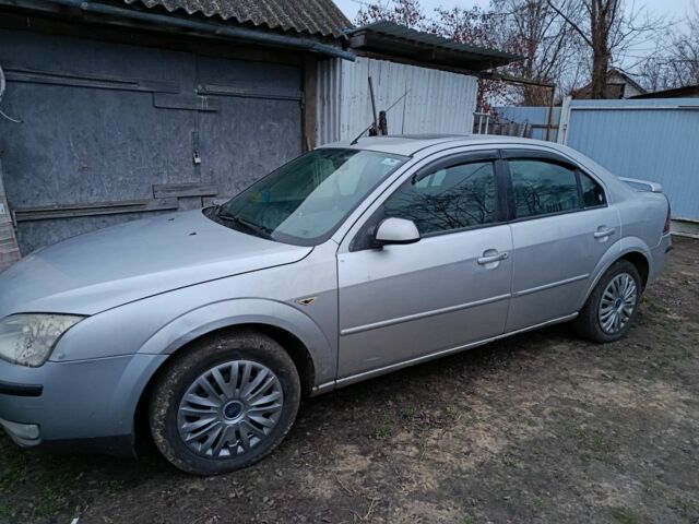 Сірий Форд Мондео, об'ємом двигуна 2.5 л та пробігом 260 тис. км за 1894 $, фото 1 на Automoto.ua