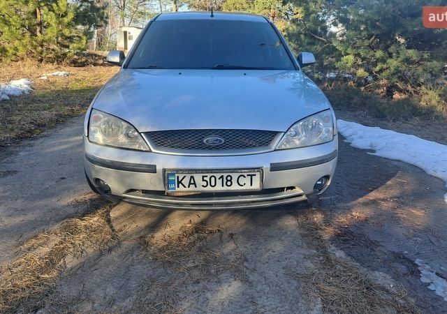 Сірий Форд Мондео, об'ємом двигуна 1.8 л та пробігом 315 тис. км за 2500 $, фото 1 на Automoto.ua