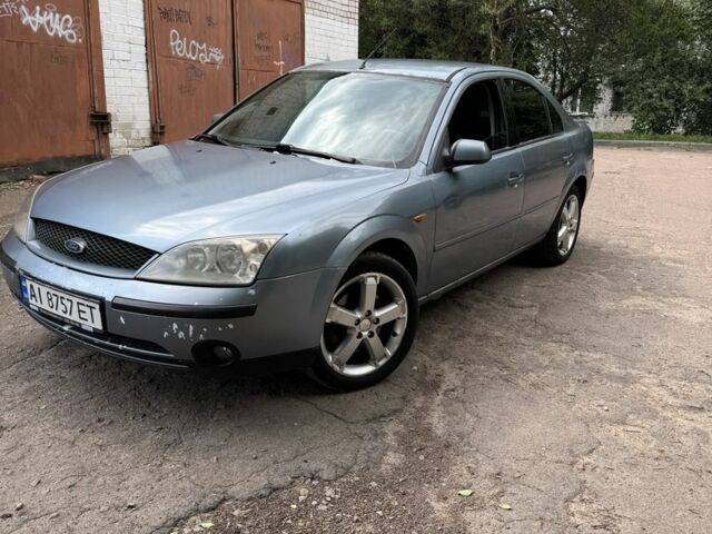 Сірий Форд Мондео, об'ємом двигуна 2 л та пробігом 300 тис. км за 2756 $, фото 1 на Automoto.ua