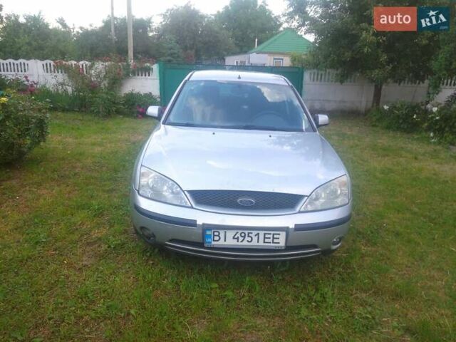 Сірий Форд Мондео, об'ємом двигуна 2 л та пробігом 328 тис. км за 4500 $, фото 1 на Automoto.ua