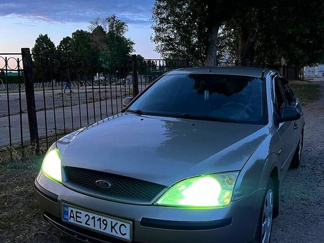 Серый Форд Мондео, объемом двигателя 2 л и пробегом 323 тыс. км за 3400 $, фото 1 на Automoto.ua