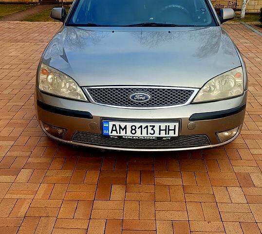 Серый Форд Мондео, объемом двигателя 2 л и пробегом 262 тыс. км за 3200 $, фото 1 на Automoto.ua