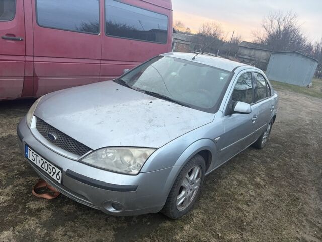 Сірий Форд Мондео, об'ємом двигуна 2 л та пробігом 1000 тис. км за 1000 $, фото 1 на Automoto.ua