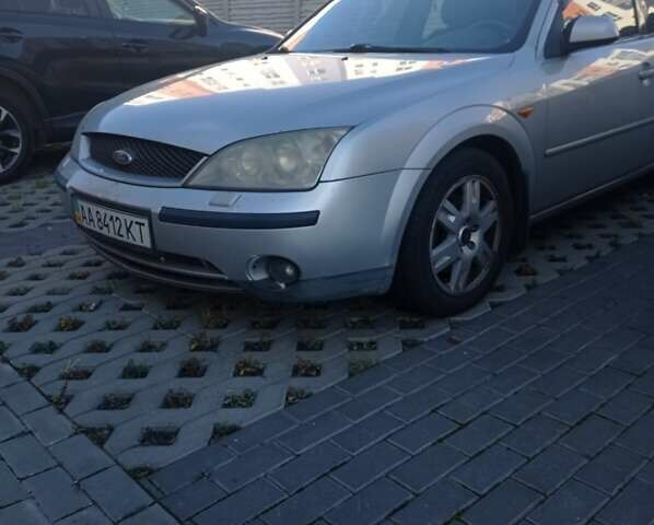 Сірий Форд Мондео, об'ємом двигуна 1.8 л та пробігом 265 тис. км за 3200 $, фото 1 на Automoto.ua