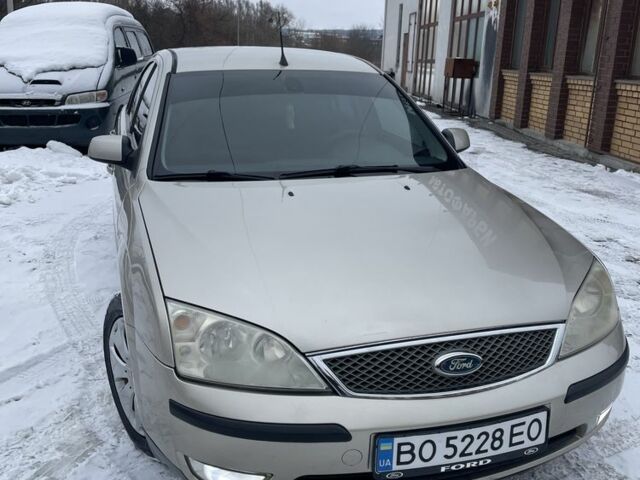 Серый Форд Мондео, объемом двигателя 1.8 л и пробегом 261 тыс. км за 4500 $, фото 1 на Automoto.ua