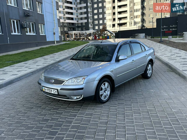 Серый Форд Мондео, объемом двигателя 0 л и пробегом 187 тыс. км за 5700 $, фото 1 на Automoto.ua