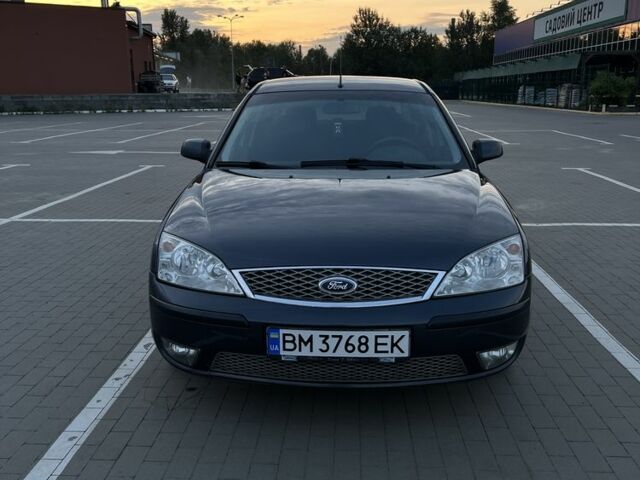 Сірий Форд Мондео, об'ємом двигуна 2 л та пробігом 150 тис. км за 4800 $, фото 1 на Automoto.ua