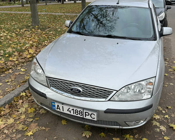 Сірий Форд Мондео, об'ємом двигуна 2 л та пробігом 208 тис. км за 4200 $, фото 1 на Automoto.ua