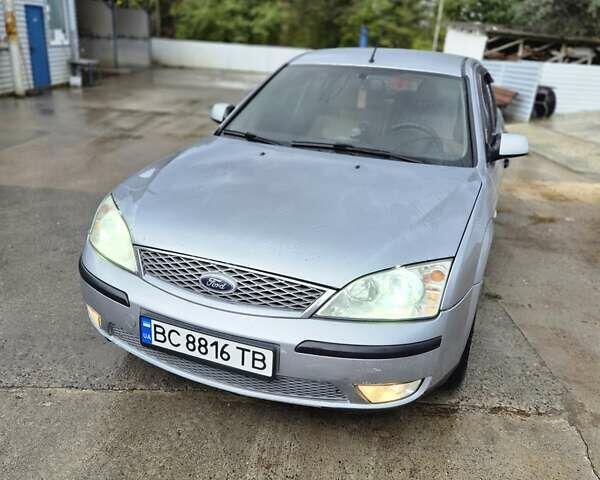 Серый Форд Мондео, объемом двигателя 1.8 л и пробегом 300 тыс. км за 4000 $, фото 1 на Automoto.ua