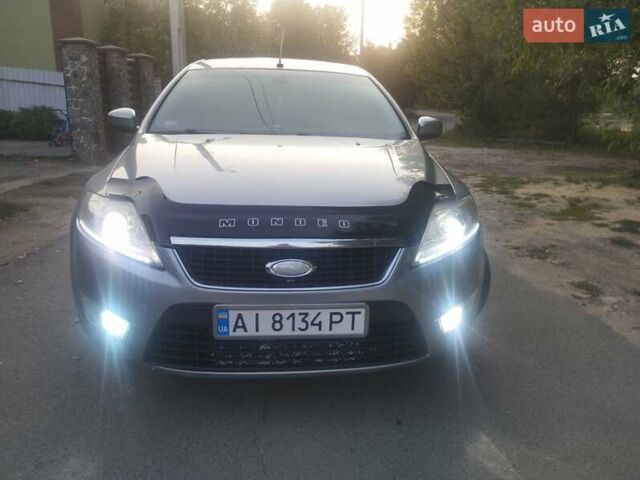 Серый Форд Мондео, объемом двигателя 2 л и пробегом 262 тыс. км за 5000 $, фото 1 на Automoto.ua