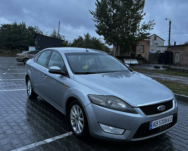 Сірий Форд Мондео, об'ємом двигуна 1.75 л та пробігом 348 тис. км за 5400 $, фото 1 на Automoto.ua