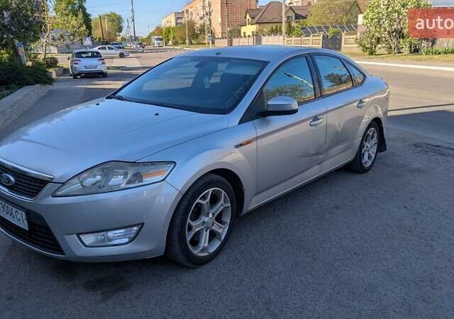 Сірий Форд Мондео, об'ємом двигуна 2 л та пробігом 313 тис. км за 4000 $, фото 1 на Automoto.ua