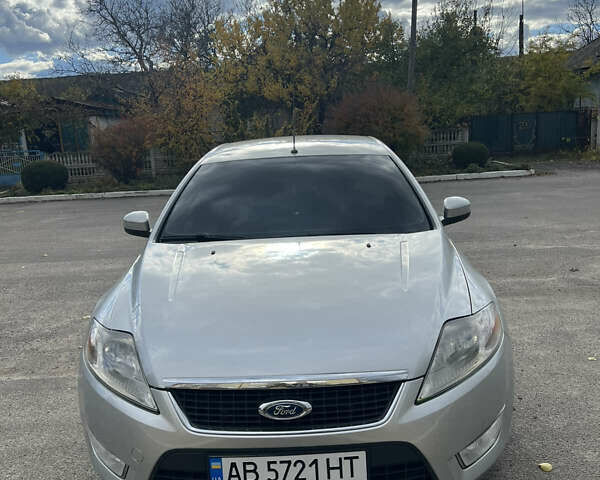 Серый Форд Мондео, объемом двигателя 2 л и пробегом 248 тыс. км за 7500 $, фото 1 на Automoto.ua