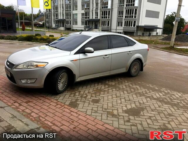 Серый Форд Мондео, объемом двигателя 2.5 л и пробегом 210 тыс. км за 7200 $, фото 1 на Automoto.ua