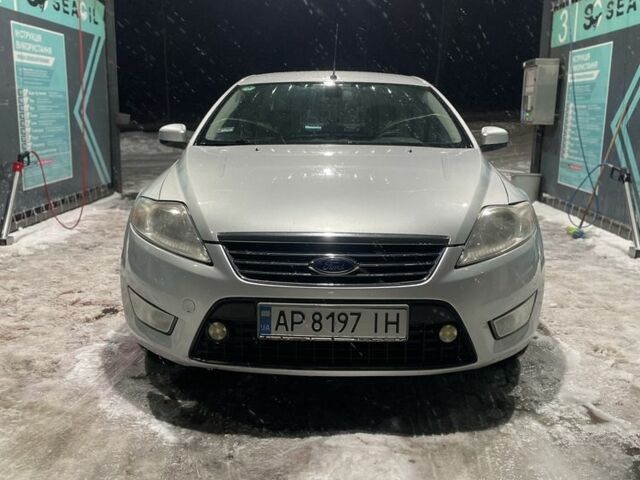 Сірий Форд Мондео, об'ємом двигуна 2 л та пробігом 325 тис. км за 5700 $, фото 1 на Automoto.ua