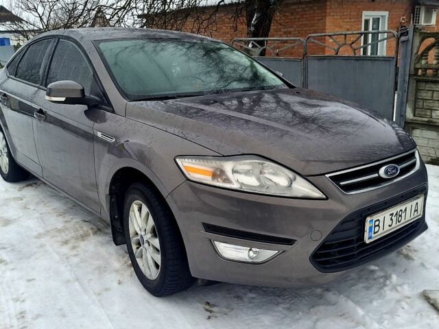 Серый Форд Мондео, объемом двигателя 1.6 л и пробегом 146 тыс. км за 7600 $, фото 1 на Automoto.ua