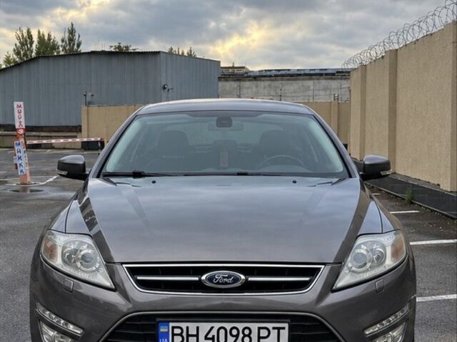 Сірий Форд Мондео, об'ємом двигуна 2 л та пробігом 2 тис. км за 5206 $, фото 1 на Automoto.ua