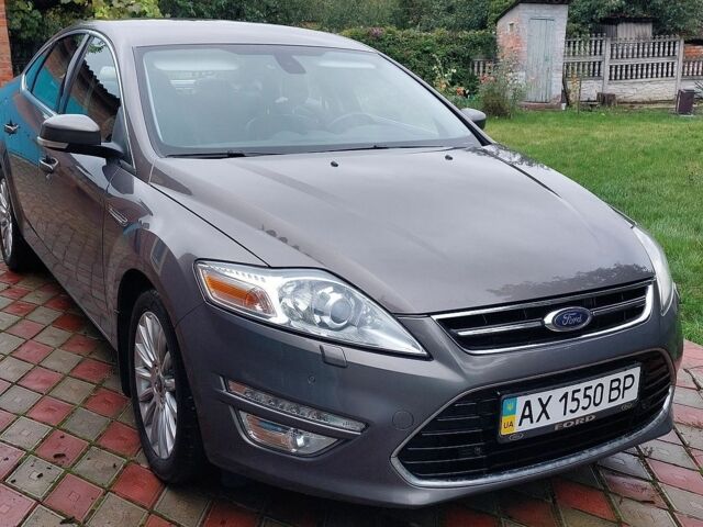 Сірий Форд Мондео, об'ємом двигуна 2 л та пробігом 125 тис. км за 8750 $, фото 1 на Automoto.ua