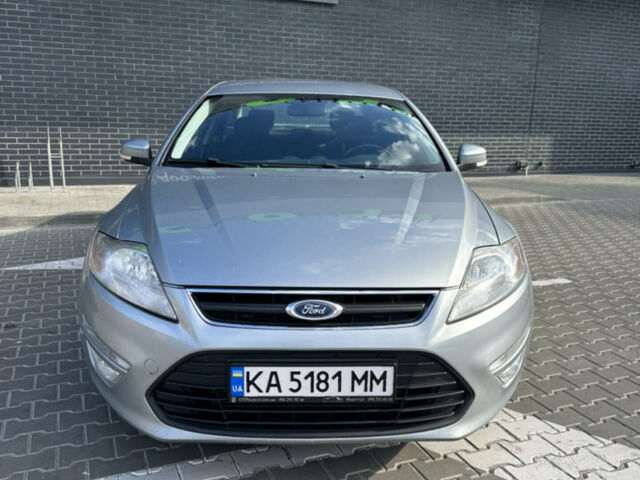 Сірий Форд Мондео, об'ємом двигуна 2 л та пробігом 269 тис. км за 7500 $, фото 1 на Automoto.ua