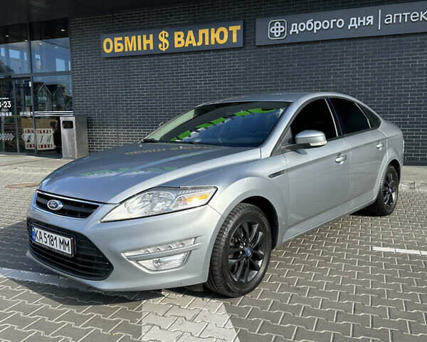 Сірий Форд Мондео, об'ємом двигуна 2 л та пробігом 269 тис. км за 7500 $, фото 1 на Automoto.ua