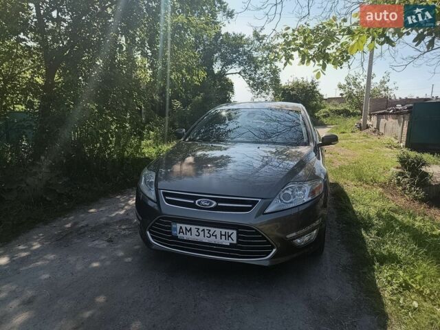Сірий Форд Мондео, об'ємом двигуна 2 л та пробігом 222 тис. км за 8700 $, фото 1 на Automoto.ua