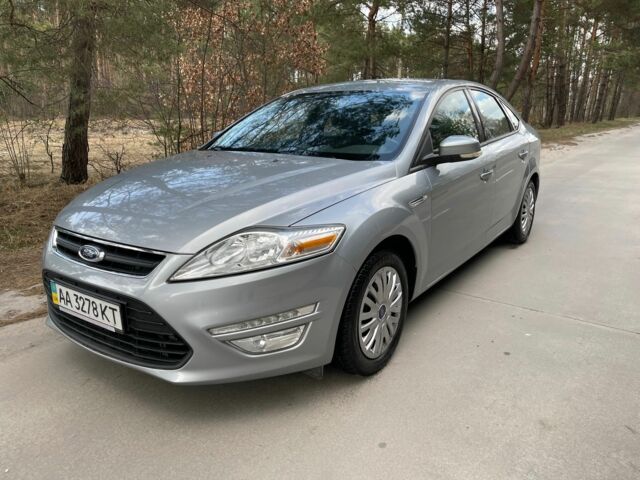 Серый Форд Мондео, объемом двигателя 1.6 л и пробегом 156 тыс. км за 8300 $, фото 1 на Automoto.ua