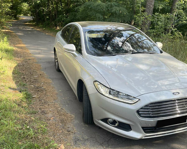 Сірий Форд Мондео, об'ємом двигуна 2 л та пробігом 111 тис. км за 15800 $, фото 1 на Automoto.ua