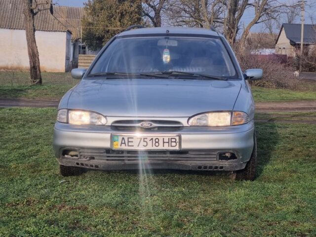 Сірий Форд Мондео, об'ємом двигуна 1.8 л та пробігом 177 тис. км за 1400 $, фото 1 на Automoto.ua