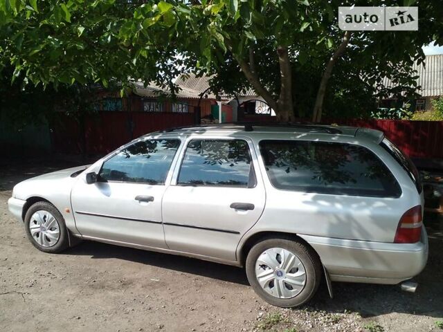 Серый Форд Мондео, объемом двигателя 1.6 л и пробегом 395 тыс. км за 2100 $, фото 1 на Automoto.ua