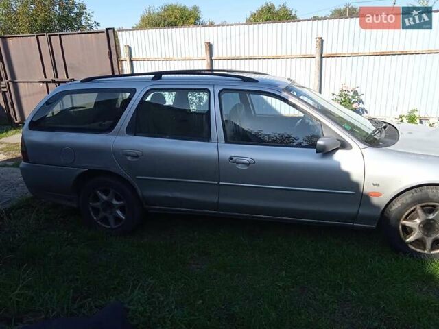 Серый Форд Мондео, объемом двигателя 2.5 л и пробегом 350 тыс. км за 1700 $, фото 1 на Automoto.ua